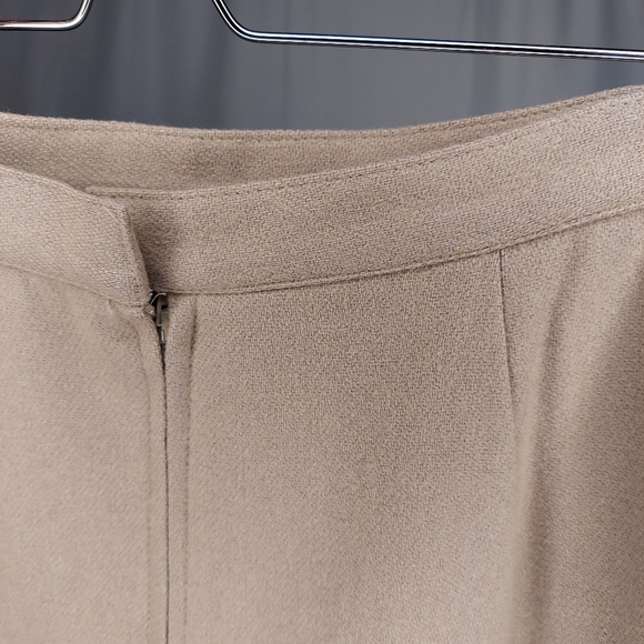 Tailored By Handmacher 60's Skirt Suit Set XS/S 10 Beige Button Velour High Neck - Picture 16 of 16